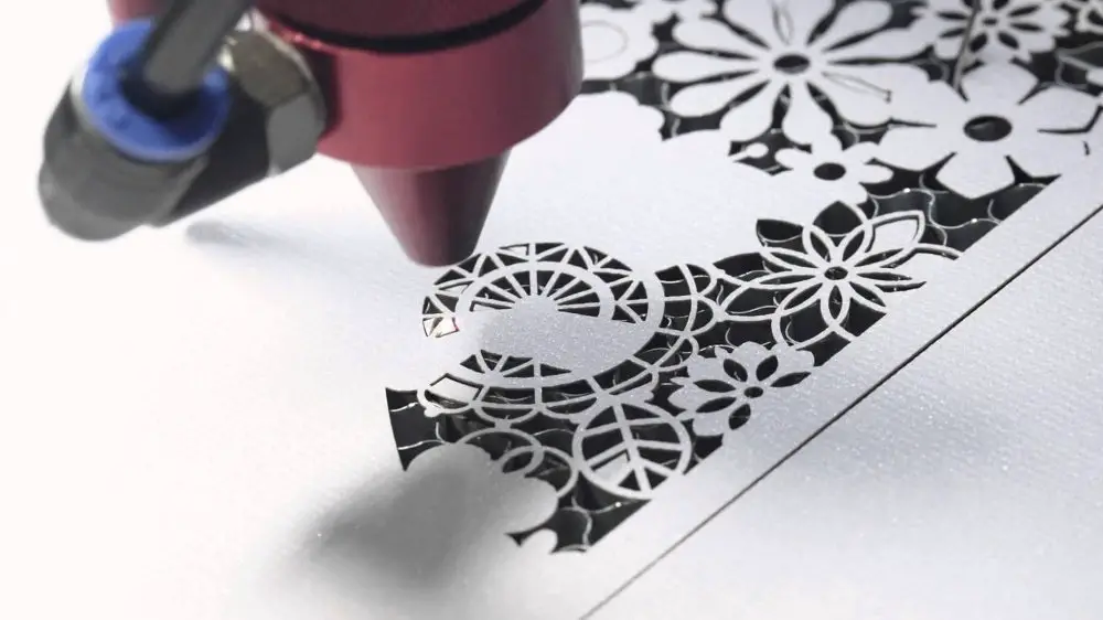 Taglio laser, incisione e lettering