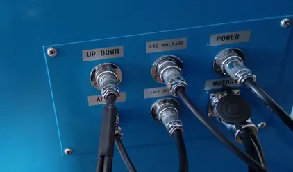 Conexión del cable de la máquina de corte por plasma