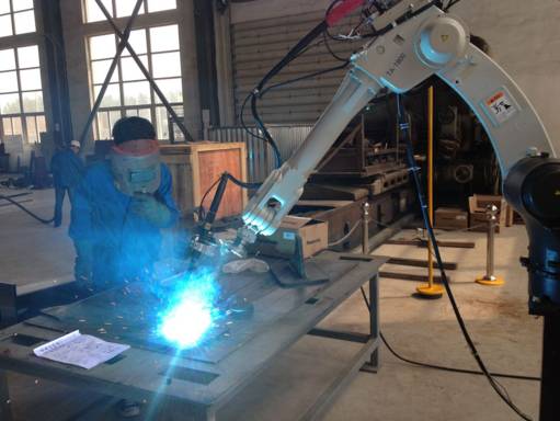 Welding robot