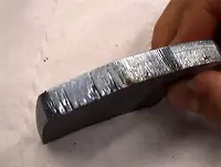 탄소강 절단 결함