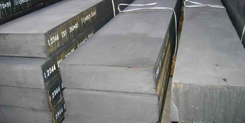 Hot mold tool steel