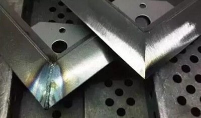 Electropolishing to clean welds