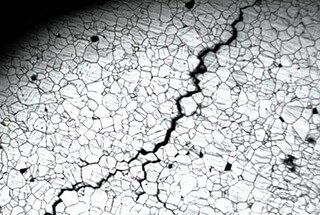 Discussion: Forging Cracks, Heat Treatment Cracks And Raw Material Cracks