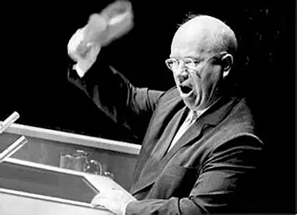 Soviet leader Khrushchev taking off his shoes and banging on the table at the UNGA meeting in 1960