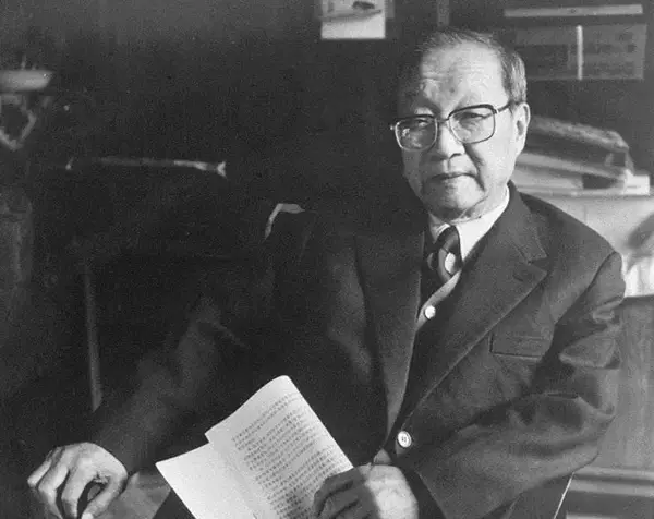 The Father of Chinese Optics-Academician Wang Daheng