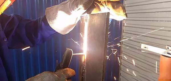 Vertical welding