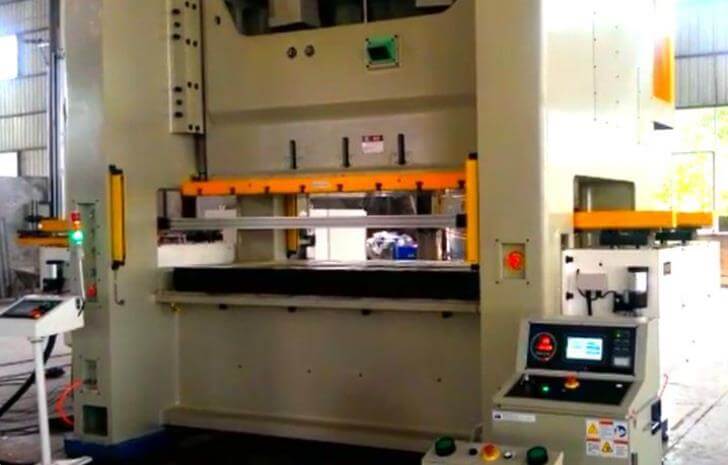 NC 2D two bar robotic arm