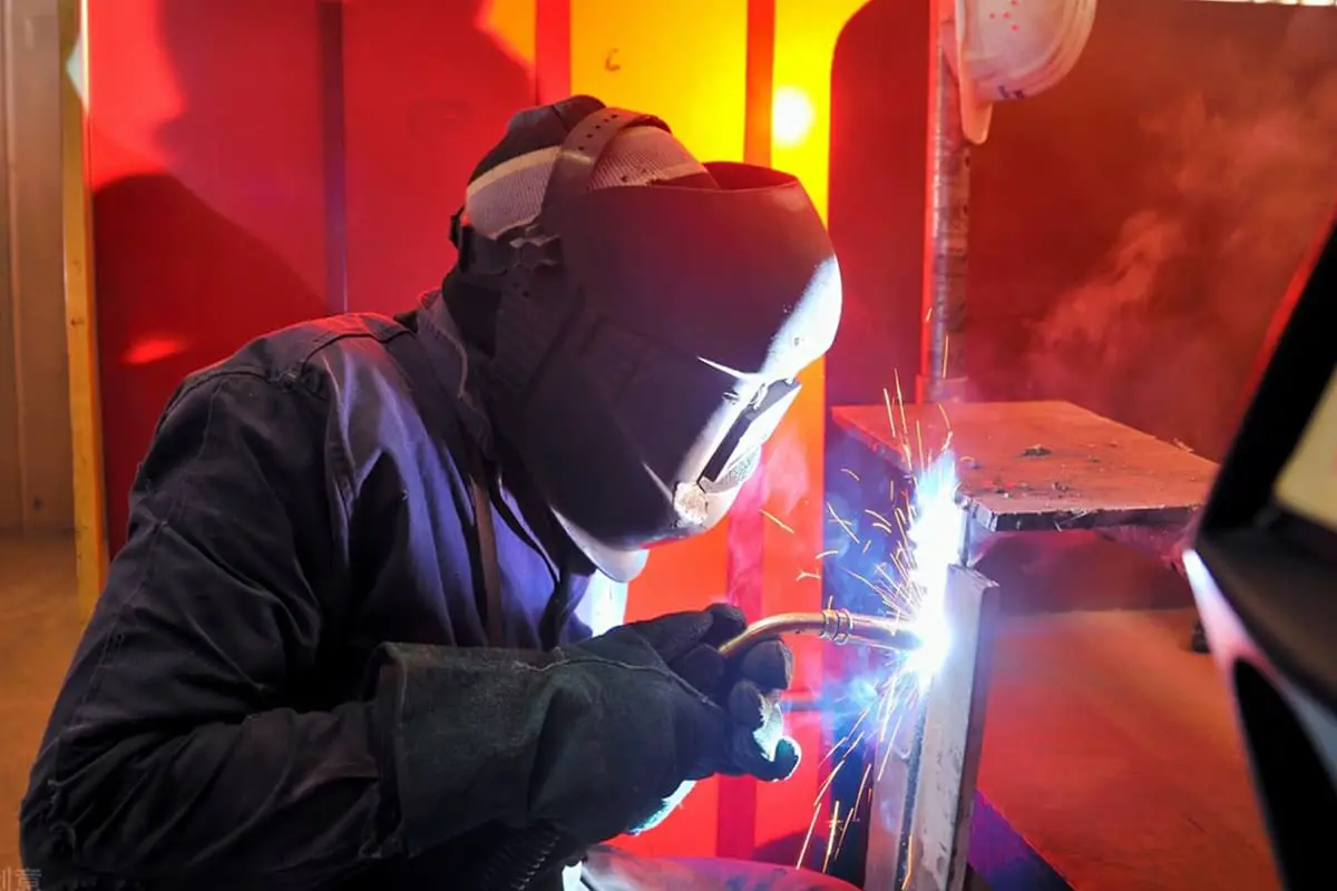 Welding of Quenched and Tempered Steels
