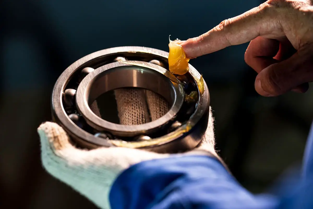 Lubricating Bearings